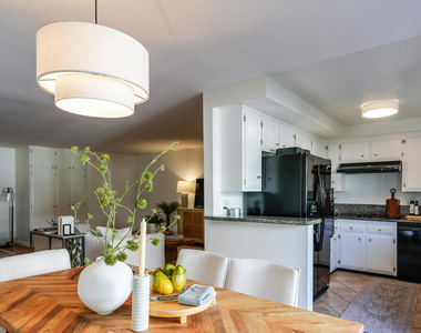 120 S Sierra Madre Boulevard - Photo Thumbnail 13