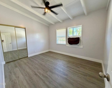 8735 E Fairview Avenue - Photo Thumbnail 9