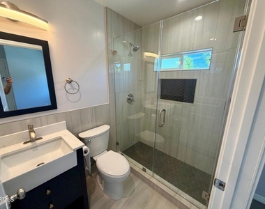 8735 E Fairview Avenue - Photo Thumbnail 15