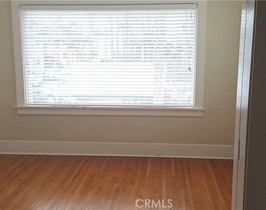 1511 E Ocean Avenue - Photo Thumbnail 11