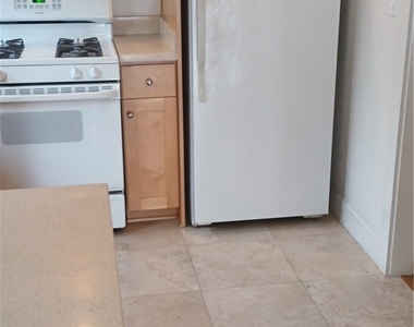 1511 E Ocean Avenue - Photo Thumbnail 8
