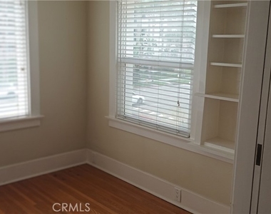 1511 E Ocean Avenue - Photo Thumbnail 12