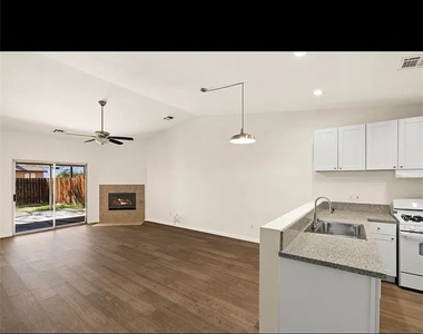 66915 Vista Pl - Photo Thumbnail 7