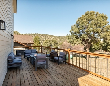 1215 Valley View Drive - Photo Thumbnail 22