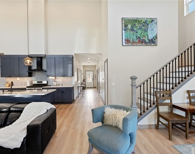 1215 Valley View Drive - Photo Thumbnail 24