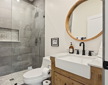 1215 Valley View Drive - Photo Thumbnail 35