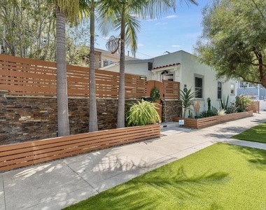 818 7th Street - Photo Thumbnail 1