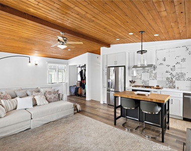 2609 Victoria Drive - Photo Thumbnail 12