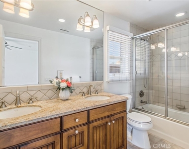 512 1/2 35th Street - Photo Thumbnail 14