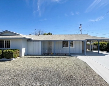 27077 El Rancho - Photo Thumbnail 1