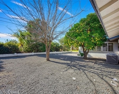 27077 El Rancho - Photo Thumbnail 10