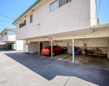 351 Salem Street - Photo Thumbnail 18