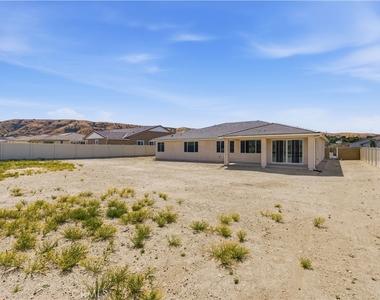11647 Saddleback Drive - Photo Thumbnail 48