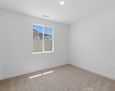 11647 Saddleback Drive - Photo Thumbnail 37
