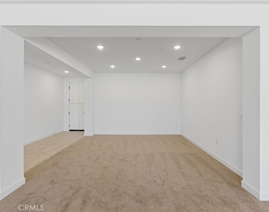 11647 Saddleback Drive - Photo Thumbnail 5