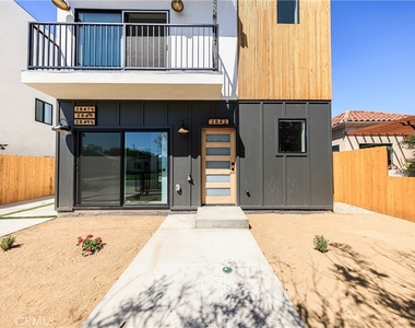 2847 S Victoria Avenue - Photo Thumbnail 35