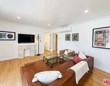 1028 12th Street - Photo Thumbnail 1