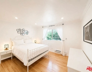 1028 12th Street - Photo Thumbnail 7