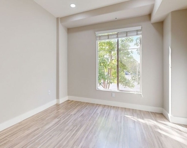 6280 W 3rd Street - Photo Thumbnail 3