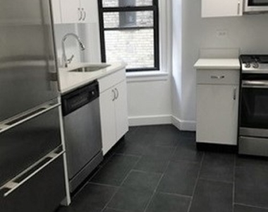 West 68th Street by Central Park West - Photo Thumbnail 3
