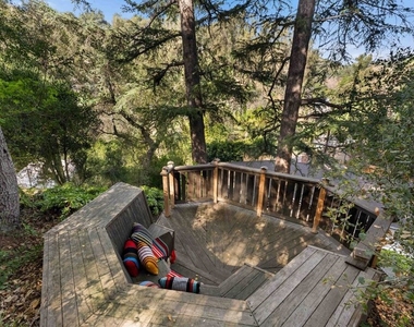 8050 Jovenita Canyon Drive - Photo Thumbnail 37
