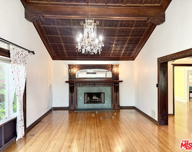 1861 W Mountain Street - Photo Thumbnail 26