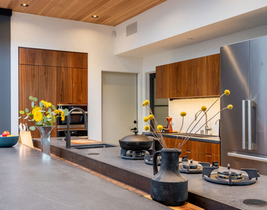 746 Marco Place - Photo Thumbnail 40