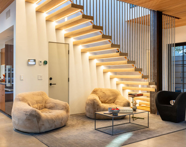 746 Marco Place - Photo Thumbnail 25