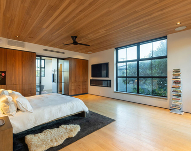 746 Marco Place - Photo Thumbnail 42