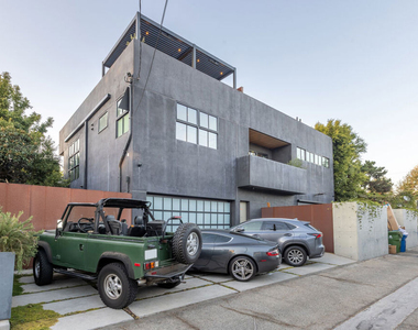 746 Marco Place - Photo Thumbnail 71