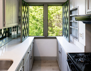 1954 Hillcrest Road - Photo Thumbnail 15