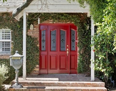 4309 Gentry Avenue - Photo Thumbnail 38