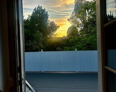 4309 Gentry Avenue - Photo Thumbnail 42