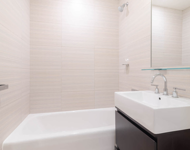 105 W 29th Street - Photo Thumbnail 18