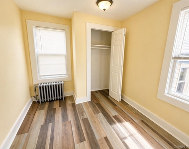 46 Dawson Avenue - Photo Thumbnail 11