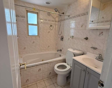 120-54 194th Street - Photo Thumbnail 4