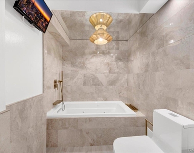 500 High Point Drive - Photo Thumbnail 15