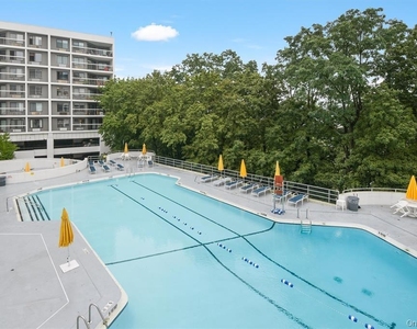 500 High Point Drive - Photo Thumbnail 23