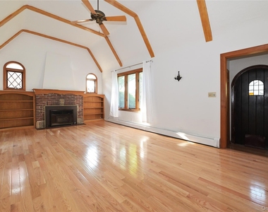 24948 Rushmore Terrace - Photo Thumbnail 7
