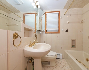 24948 Rushmore Terrace - Photo Thumbnail 16