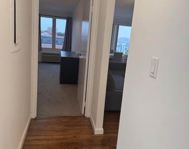 235 W Park Avenue - Photo Thumbnail 22