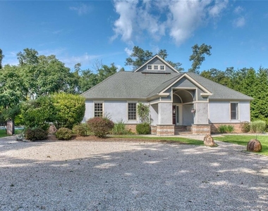 11003 Main Road - Photo Thumbnail 2