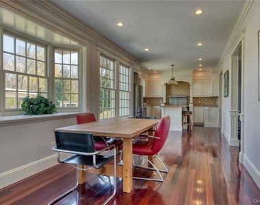 11003 Main Road - Photo Thumbnail 8
