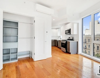 469 Convent Avenue - Photo Thumbnail 2