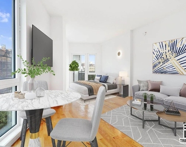 469 Convent Avenue - Photo Thumbnail 3