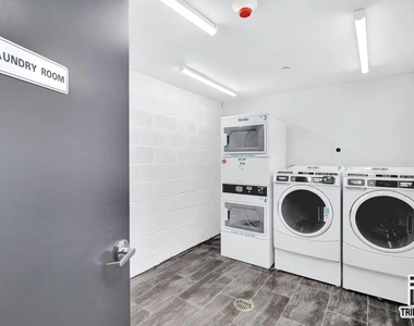 469 Convent Avenue - Photo Thumbnail 10