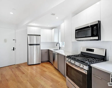 469 Convent Avenue - Photo Thumbnail 6