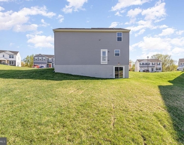 6210 Farrier Way - Photo Thumbnail 24