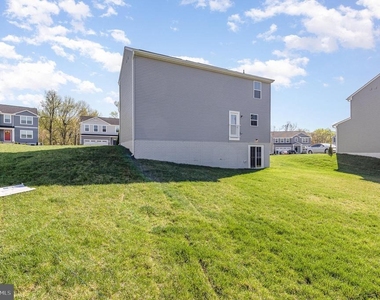 6210 Farrier Way - Photo Thumbnail 22