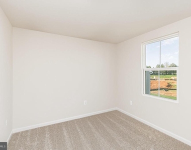 6210 Farrier Way - Photo Thumbnail 15